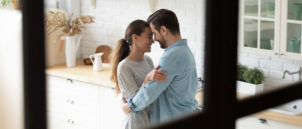 10 Ways To Bridge Effective Communication In Relationships