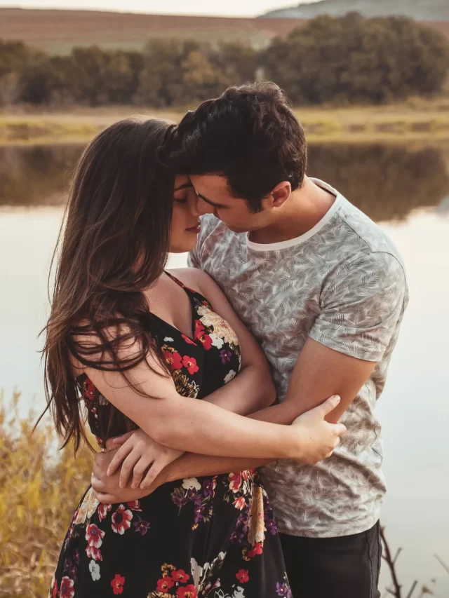 REJUVENATE-YOUR-ONLINE-PROFILE-IF-YOU-WANT-ENHANCE-YOUR-DATING-LIFE1